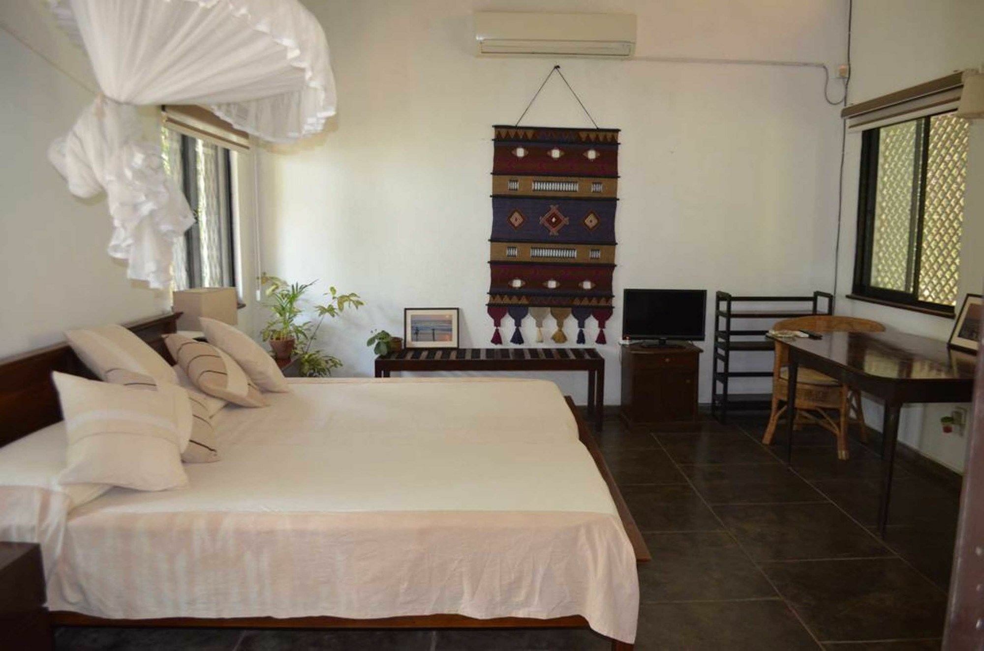 Cottage Garden Bungalows Moratuwa Exterior photo